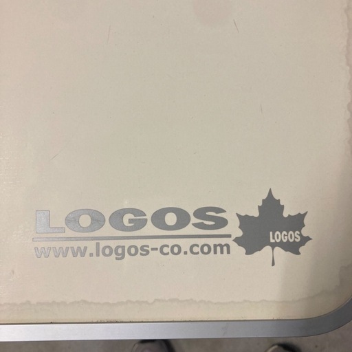 LOGOS/ロゴス ベンチテーブルセット 8人用のテーブル1台とベンチシート2台