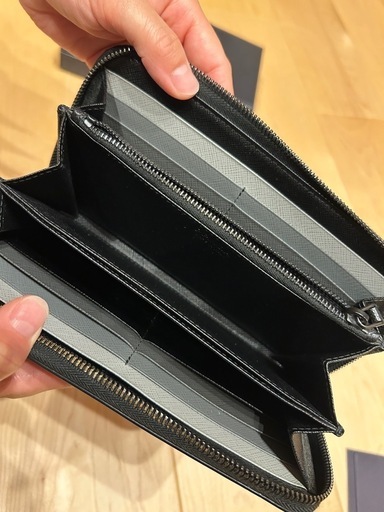 【お取引中】PRADA メンズ　長財布 
