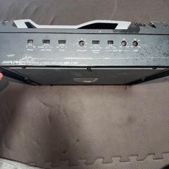 ALPINE アルパイン V12 パワーアンプ サブウーファー カーオーディオ2チャンネル 現状品の画像