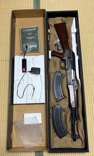 東京マルイ/AK47/バッテリー/充電器付き