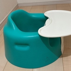 BUMBO ベビーソファー　ベビーチェア　テーブル付き　美品　アクア（エメラルドグリーン）　緑の画像