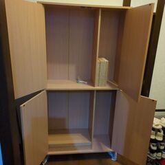 キャビネット　高さ180×幅90×奥行35　引き取りに来れる方で...