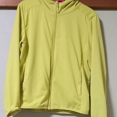 ☆こども服☆UNIQLOエアリズム☆UVカットメッシュパーカー☆