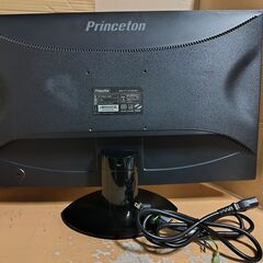 世田谷区近辺配送可能　 正常作動品　パソコンモニター　プリンストン　Princeton　PTFBGF-23W　壁掛け可　スタンド付き　白色LEDバックライト23型ワイドカラー液晶ディスプレイ ノングレアパネル採用　23インチ ハイエンドモデル　スピーカー内蔵　デジタル入力端子「DVI-D」・アナログ入力端子（D-subミニ15ピン）搭載の画像