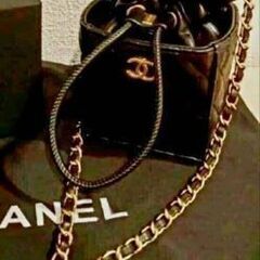 15日までお値下げ‼️箱付き‼️非常に入手困難‼️【日本未入荷】非売品 2025新作 CHANELバッグの画像
