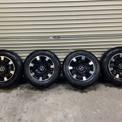 ESSEX ハイエース　タイヤホイールセット 