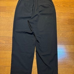 ニコアンド　スラックスの画像