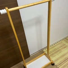ハンガーラック