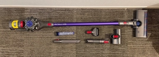 【売約済】Dyson V7 Fluffy【充電器付き】