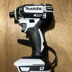【新品未使用】マキタ  インパクトドライバー TD149 白 本体のみ