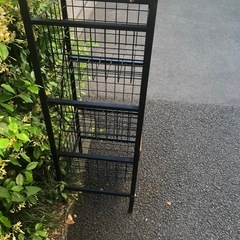 3段キャビネットの画像
