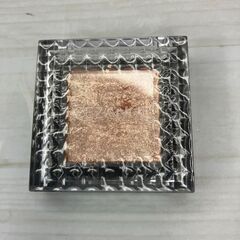 【中古雑貨】コスメ　セザンヌ　シングルシャイニーアイシャドウ　０１