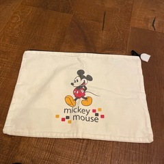 新生児オムツ替えシート　ポーチ　帽子 用品4点セットの画像
