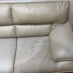 【お値下げ】ニトリ3人掛けソファー ロゾ4 革【今日限定】の画像