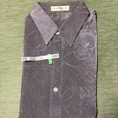 長袖シャツ　Lサイズ