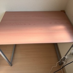 テーブル