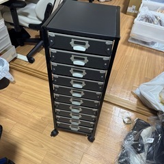 キャスター付き10段キャビネット ブラックの画像