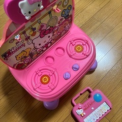 キティ　おもちゃ　ピアノ　キッチン　ドレッサー