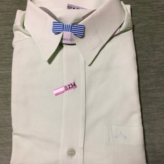 長袖シャツ　Mサイズ