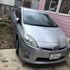 低走行のプリウスS