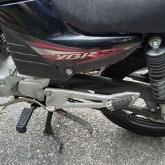 YAMAHA　YBR125　エンジン掛かります。レッドバロン車の画像