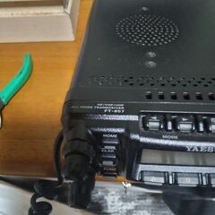 アマチュア無線機　YAESU　 FT-857 HF帯/VHF帯/UHF帯 本体  中古現状品の画像