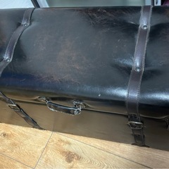 幅102 横40縦42　レザー ヴィンテージ トランク風　スツー...