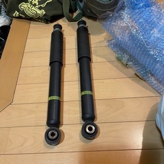 jb64 ジムニー　フロントショックアブソーバー　ステアリングダンパー