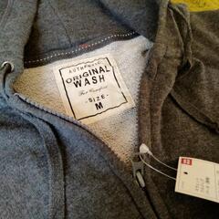 ☆新品未使用☆ UNIQLO スウェット フルジップ パーカー(長袖) Mサイズ　※メンズ レディース 男 女 兼用 ユニクロ　〜郵送可能〜　⑧
の画像