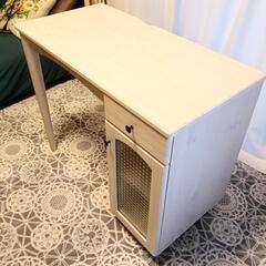 【木目調・美品】アンティーク感のあるパソコンデスク