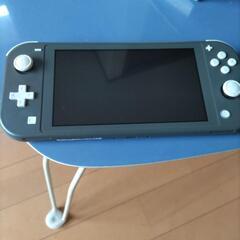 ニンテンドーSwitchライトとおまけソフト