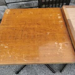 飲食店用テーブル5台、椅子11脚全部まとめて