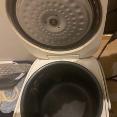 炊飯器の画像
