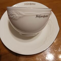 サンローランのティーカップ(２客で)
