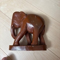 ゾウの置物
の画像