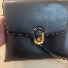 CHARLES & KEITH ストーンエンベリッシュド ハンドルバッグの画像
