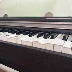 電子ピアノ　ジャンクの画像