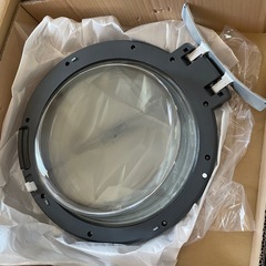 日立ドラム式洗濯機ドア開閉出来ない方　ドア
Assy部品の画像