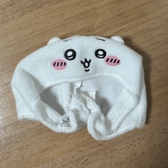 ④ちいかわ　犬猫のかぶりもの