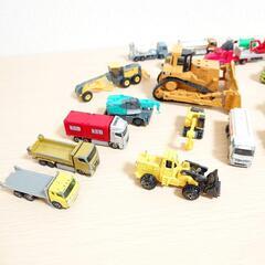 ✨トミカ✨ ミニカー 🚚³₃ 働く車 26台セット 中古品の画像