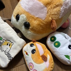 モルカーグッズ 美品 4点セット 特大ぬいぐるみ ポーチ バッグの画像