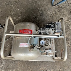 RYOBI   エアーコンプレッサーの画像