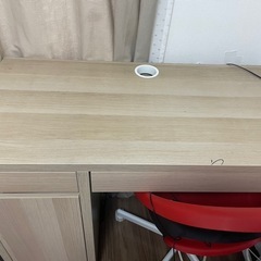 IKEA ミッケ　勉強机