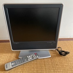 液晶テレビ