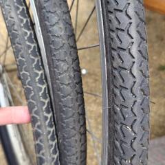 自転車タイヤリムホイール付きの画像