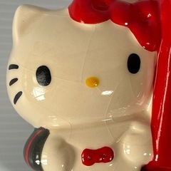 キティちゃん貯金箱の画像