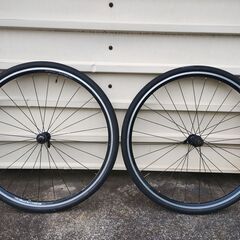 GIANT ESCAPE R3 カーボンフォーク・ホイール交換の画像