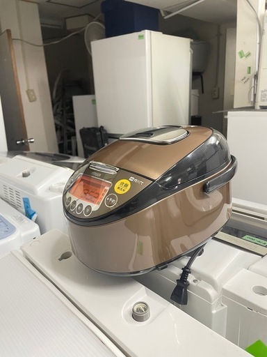 配送可能　保証付き タイガー TIGER IH炊飯ジャー 炊きたて  5.5合炊き ブラウンステンレス JKT-J100