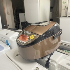 配送可能　保証付き タイガー TIGER IH炊飯ジャー 炊きたて  5.5合炊き ブラウンステンレス JKT-J100の画像