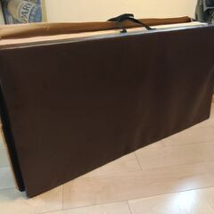 折り畳み体操マットプレイマットの画像